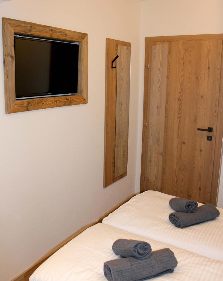 Alpendorf Auszeit Apartment Санкт Йохан им Понгау Екстериор снимка