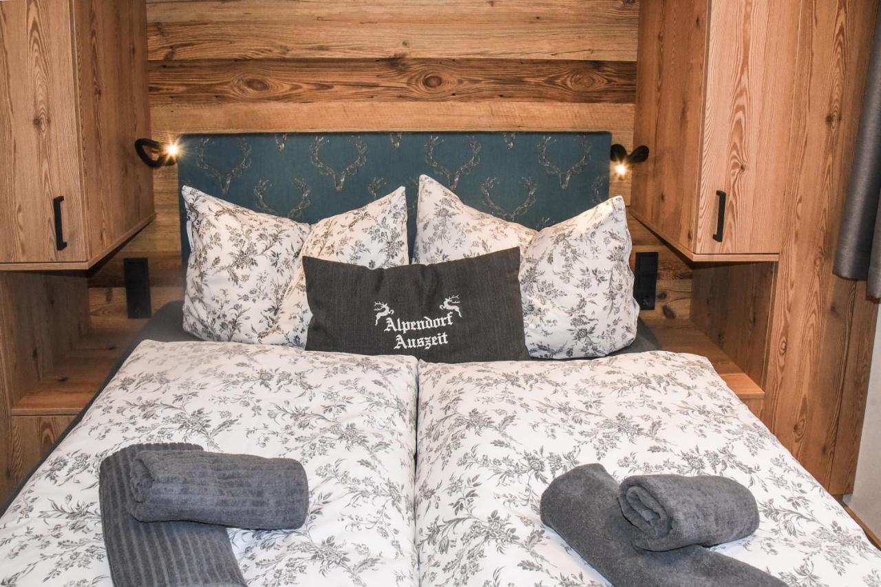 Alpendorf Auszeit Apartment Санкт Йохан им Понгау Екстериор снимка