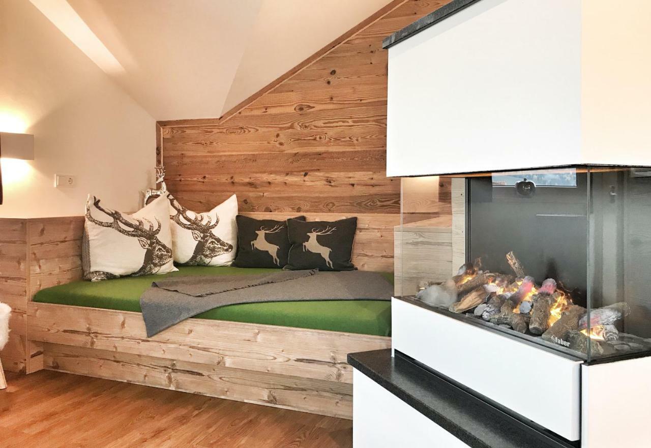 Alpendorf Auszeit Apartment Санкт Йохан им Понгау Екстериор снимка