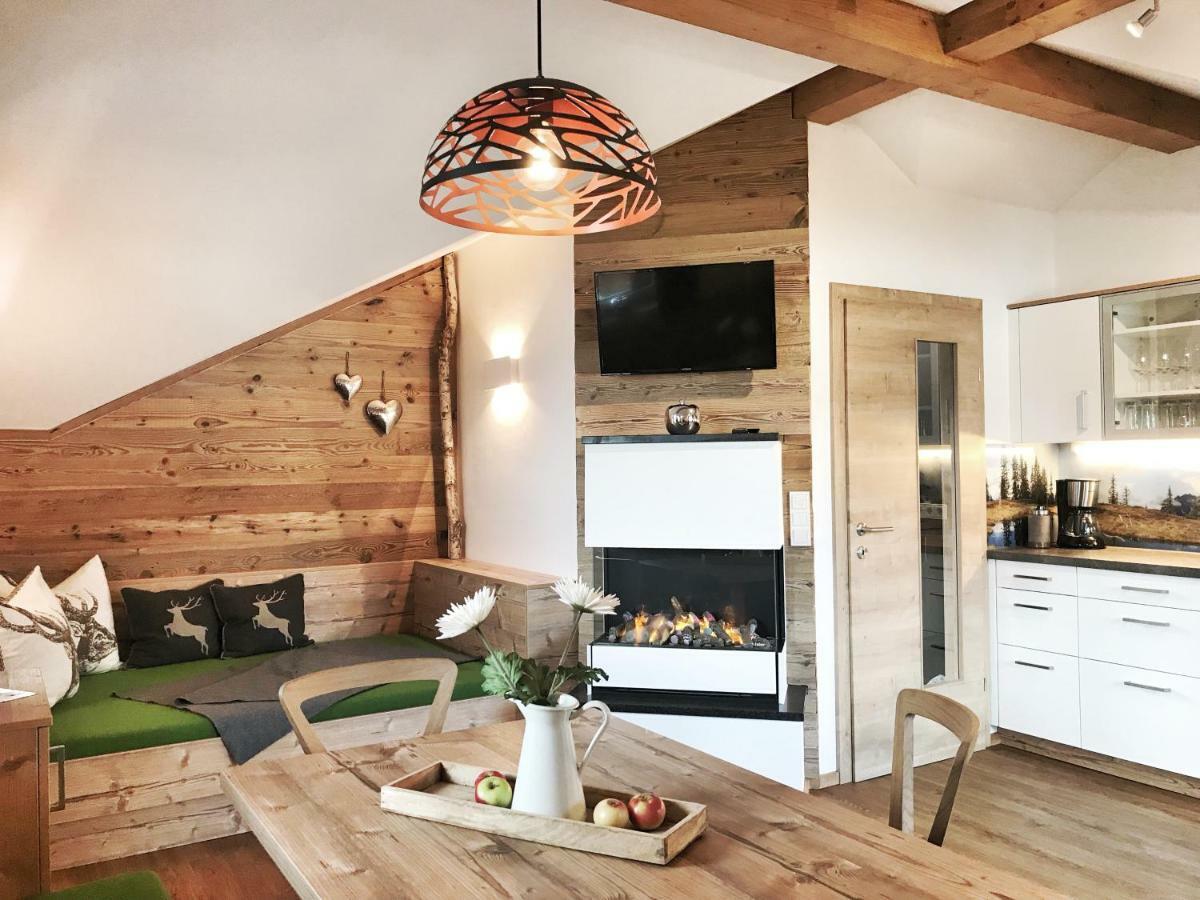Alpendorf Auszeit Apartment Санкт Йохан им Понгау Екстериор снимка